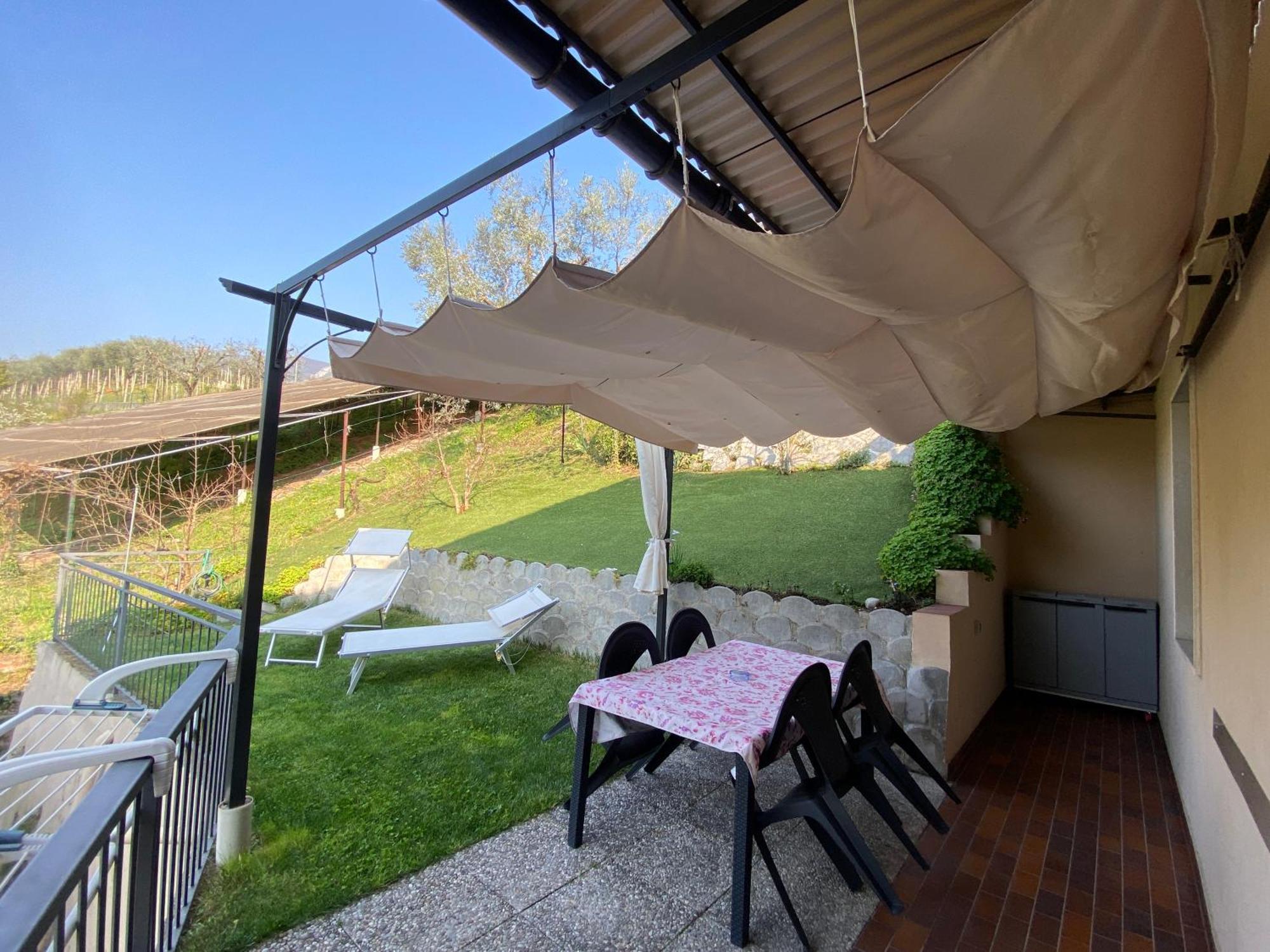 Appartamento Trifoglio Salo Bagian luar foto